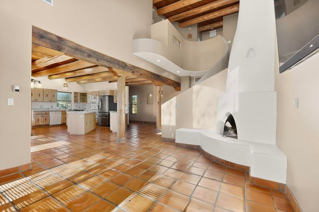 5566 Corrales Road, Corrales, NM 87048