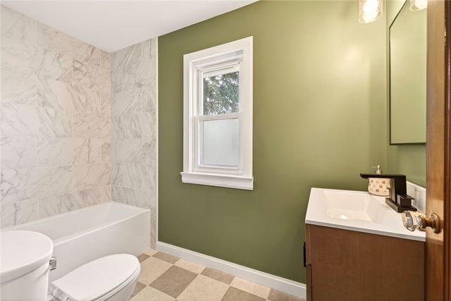 25 Wilsonia Road, Rochester, NY 14609