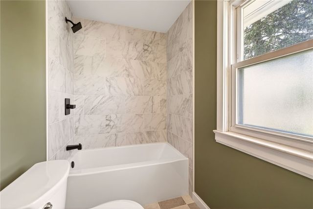 25 Wilsonia Road, Rochester, NY 14609