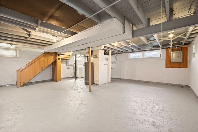 25 Wilsonia Road, Rochester, NY 14609