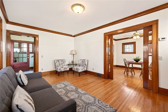 25 Wilsonia Road, Rochester, NY 14609