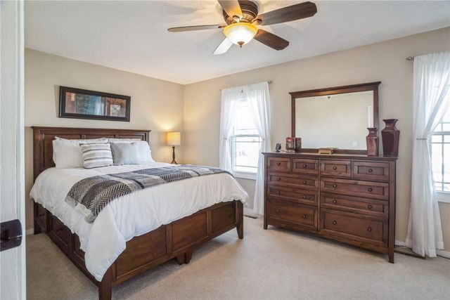 4559 Orchard Drive NW, Cedar Rapids, IA 52405