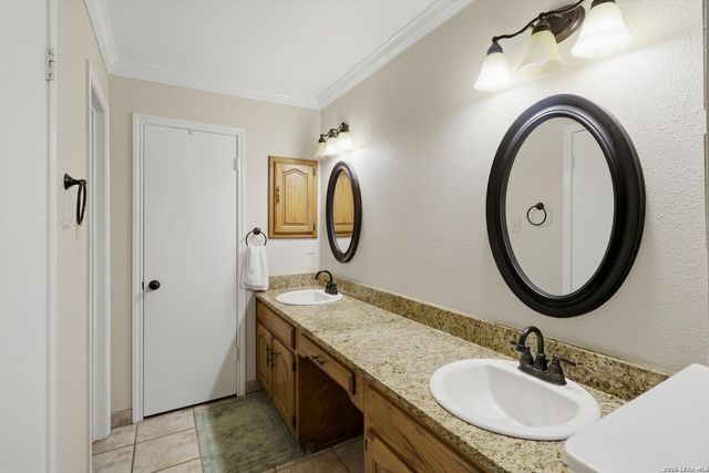 8402 Crooked Sky, San Antonio, TX 78254