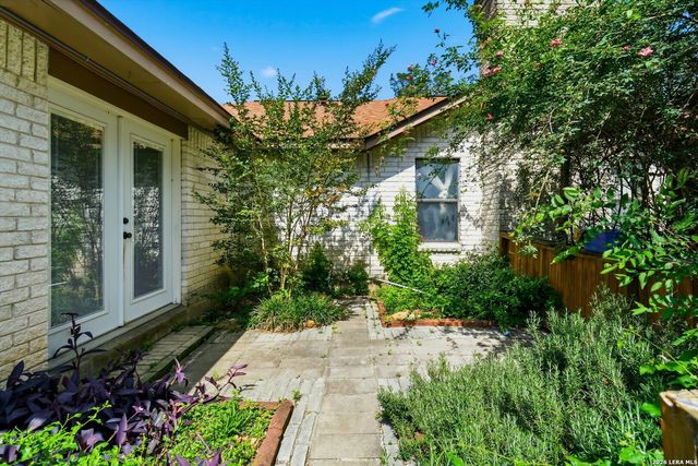 8402 Crooked Sky, San Antonio, TX 78254