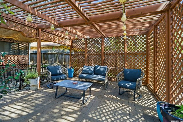 8402 Crooked Sky, San Antonio, TX 78254