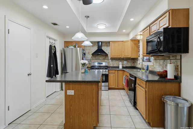 8402 Crooked Sky, San Antonio, TX 78254
