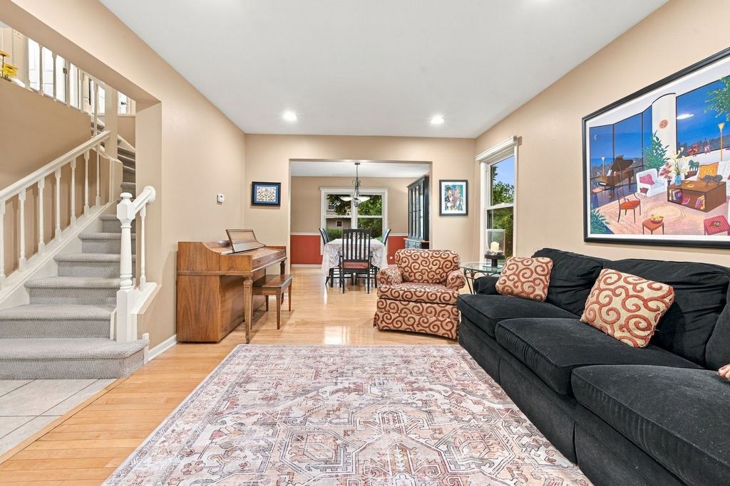 16 Copperwood Drive, Buffalo Grove, IL 60089 — photo 4