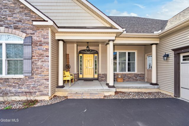 227 Landbridge Drive, Altamont, NY 12009