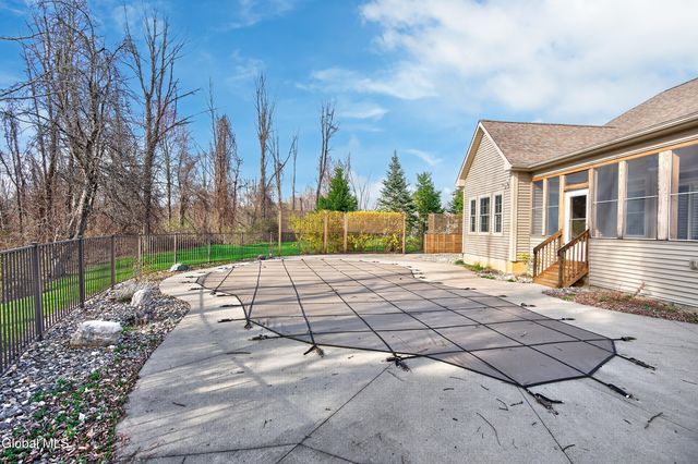 227 Landbridge Drive, Altamont, NY 12009