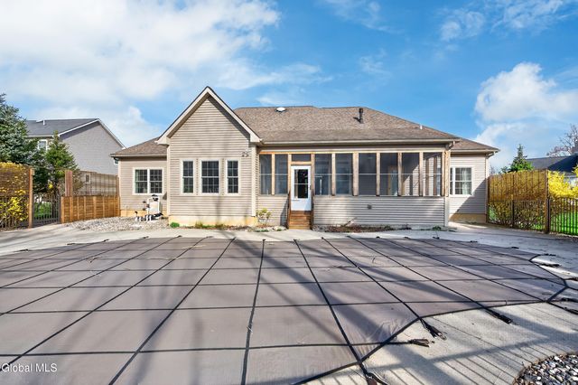 227 Landbridge Drive, Altamont, NY 12009
