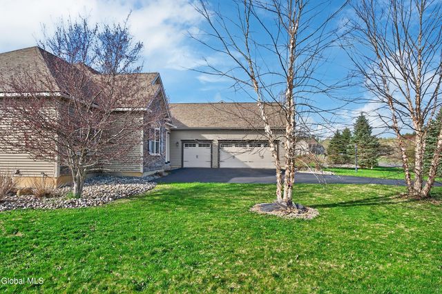 227 Landbridge Drive, Altamont, NY 12009