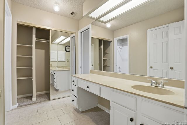 4839 Brandeis St Apt 121, San Antonio, TX 78249