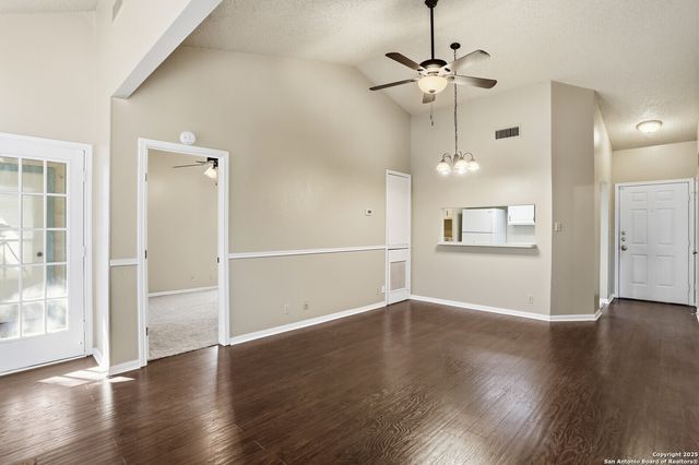 4839 Brandeis St Apt 121, San Antonio, TX 78249