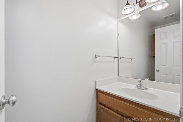1501 W 117th Street S, Jenks, OK 74037