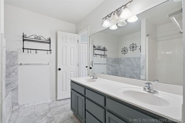 1501 W 117th Street S, Jenks, OK 74037