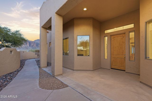 3826 N RAIN CLOUD Drive, Apache Junction, AZ 85119