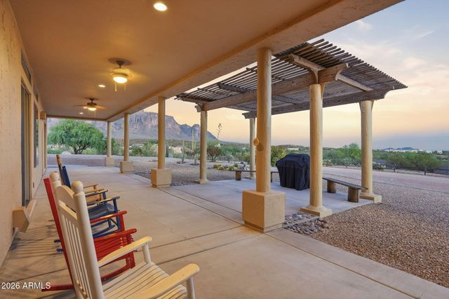 3826 N RAIN CLOUD Drive, Apache Junction, AZ 85119