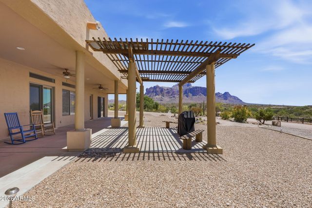 3826 N RAIN CLOUD Drive, Apache Junction, AZ 85119