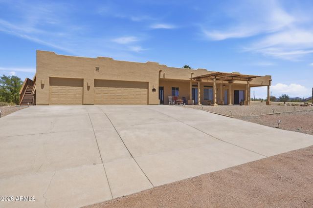 3826 N RAIN CLOUD Drive, Apache Junction, AZ 85119