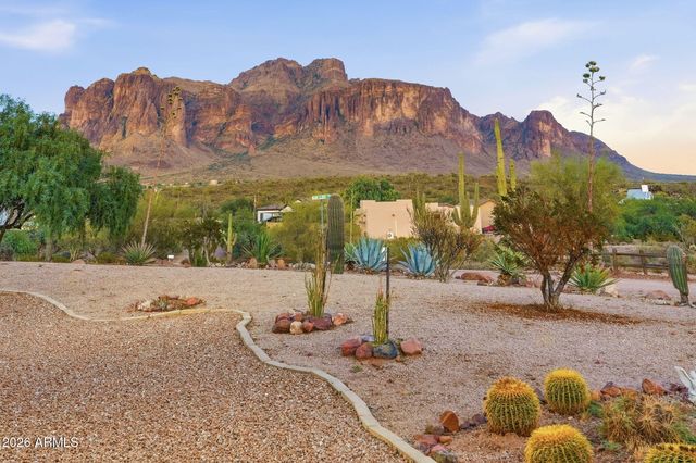 3826 N RAIN CLOUD Drive, Apache Junction, AZ 85119