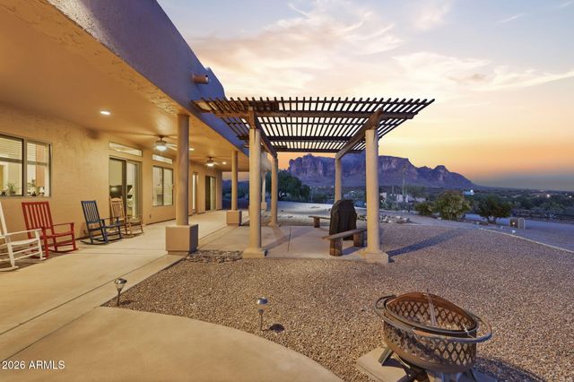 3826 N RAIN CLOUD Drive, Apache Junction, AZ 85119