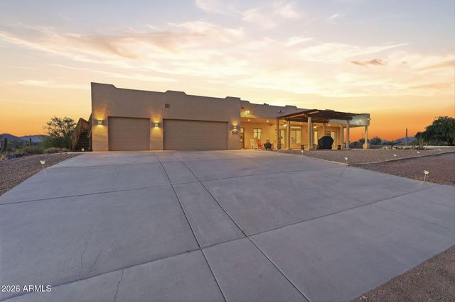 3826 N RAIN CLOUD Drive, Apache Junction, AZ 85119