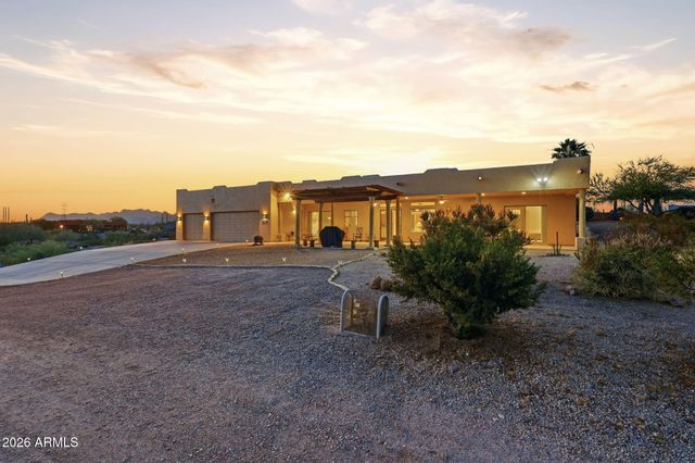 3826 N RAIN CLOUD Drive, Apache Junction, AZ 85119