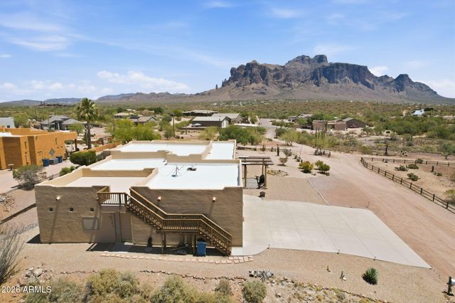 3826 N RAIN CLOUD Drive, Apache Junction, AZ 85119