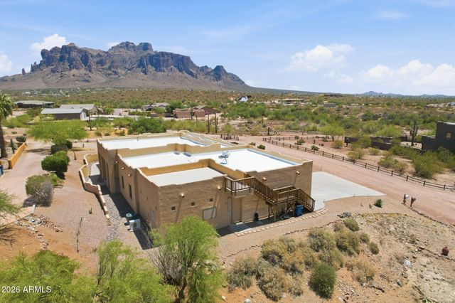 3826 N RAIN CLOUD Drive, Apache Junction, AZ 85119