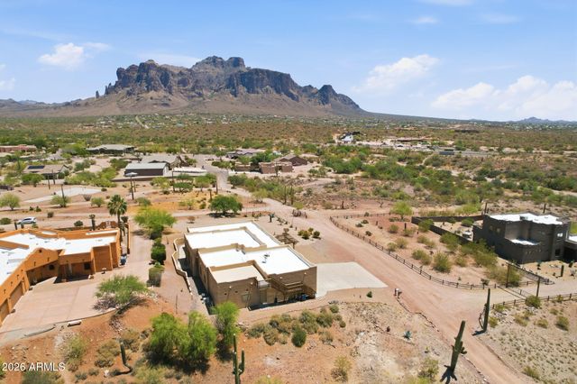 3826 N RAIN CLOUD Drive, Apache Junction, AZ 85119