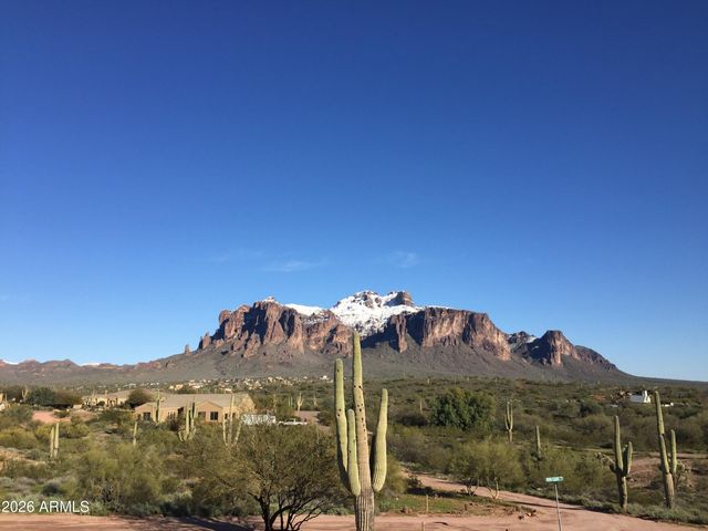 3826 N RAIN CLOUD Drive, Apache Junction, AZ 85119