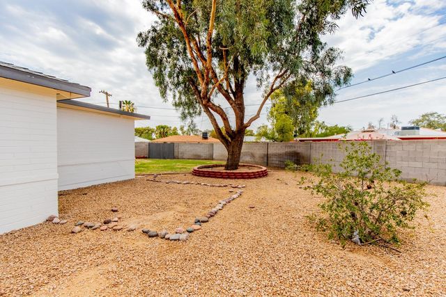 8352 N 3rd Street, Phoenix, AZ 85020