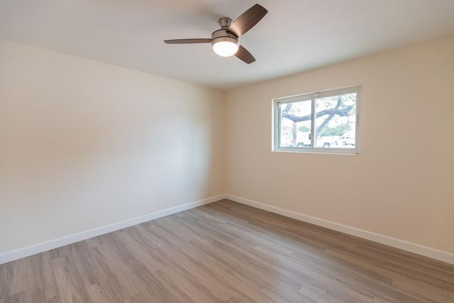 8352 N 3rd Street, Phoenix, AZ 85020