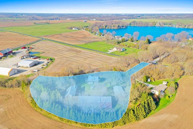 4524 Brunner ROAD, Manitowoc, WI 54220