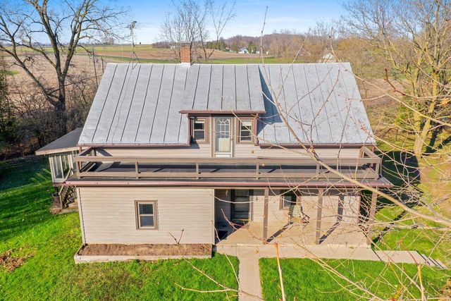4524 Brunner ROAD, Manitowoc, WI 54220