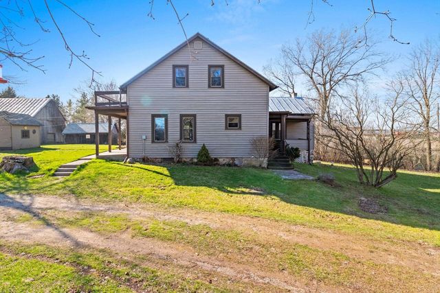 4524 Brunner ROAD, Manitowoc, WI 54220