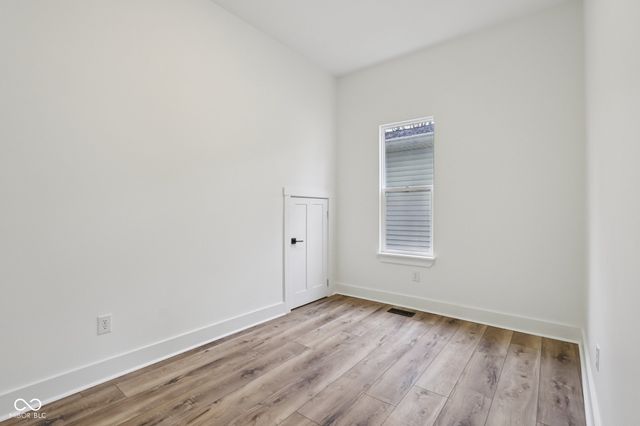 2209 Carrollton Avenue, Indianapolis, IN 46205