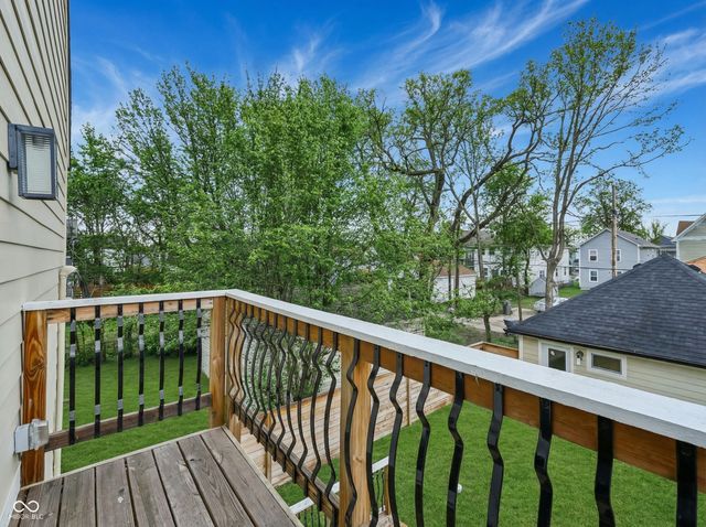 2209 Carrollton Avenue, Indianapolis, IN 46205