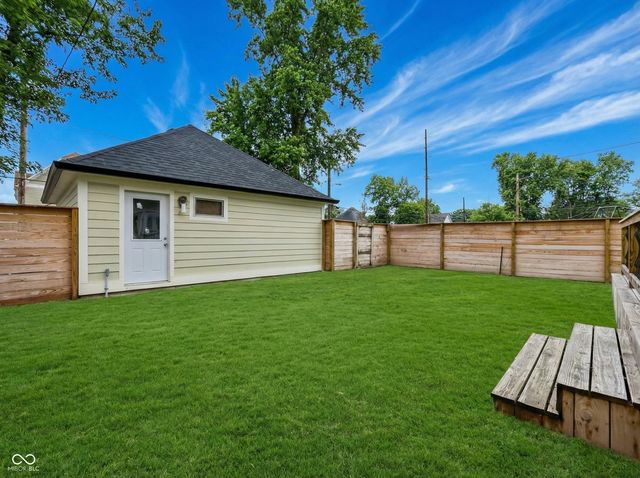 2209 Carrollton Avenue, Indianapolis, IN 46205