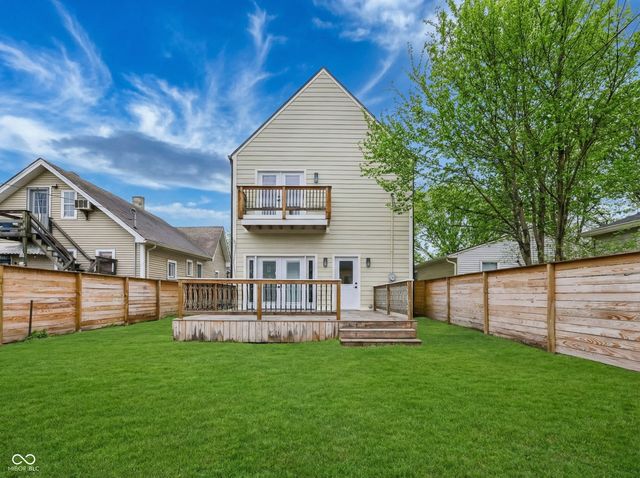 2209 Carrollton Avenue, Indianapolis, IN 46205