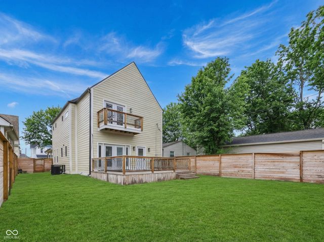 2209 Carrollton Avenue, Indianapolis, IN 46205