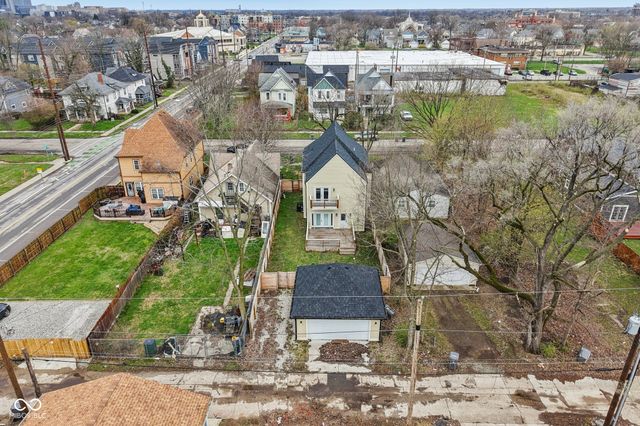 2209 Carrollton Avenue, Indianapolis, IN 46205