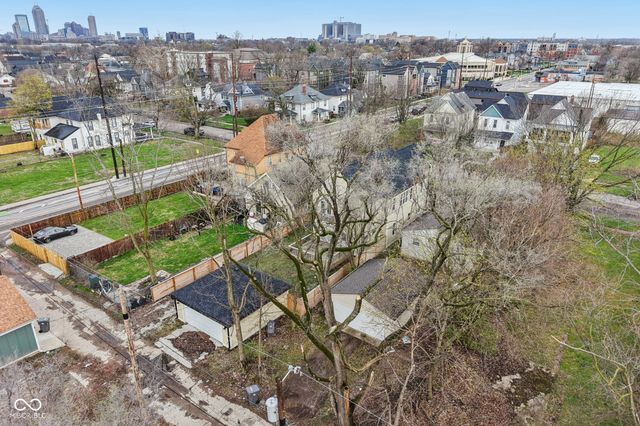 2209 Carrollton Avenue, Indianapolis, IN 46205