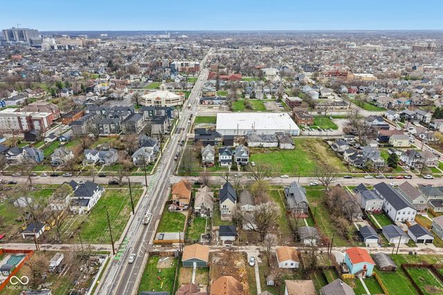 2209 Carrollton Avenue, Indianapolis, IN 46205