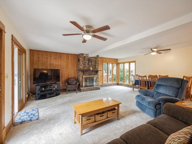 733 N Waiola Avenue, La Grange Park, IL 60526