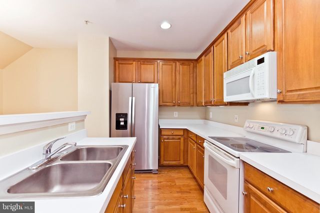 409 CAMERON STATION BLVD, Alexandria, VA 22304