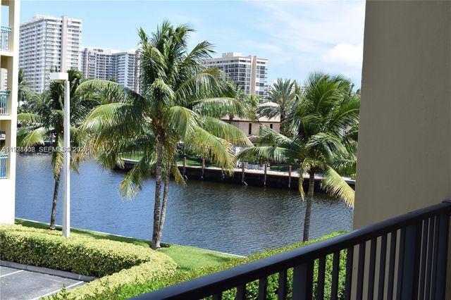 301 Golden Isles Dr 302, Hallandale Beach, FL 33009