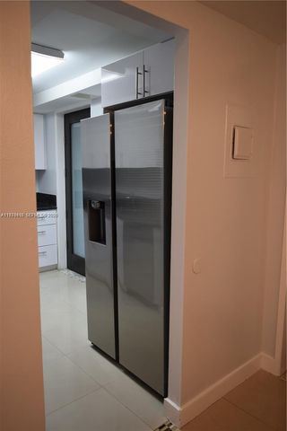 301 Golden Isles Dr 302, Hallandale Beach, FL 33009