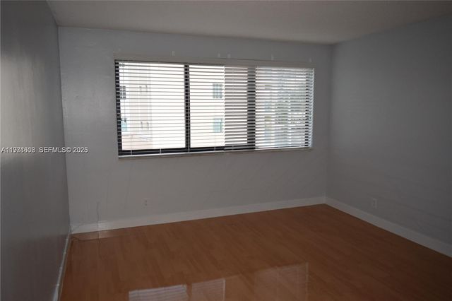 301 Golden Isles Dr 302, Hallandale Beach, FL 33009