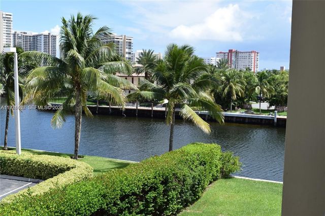 301 Golden Isles Dr 302, Hallandale Beach, FL 33009